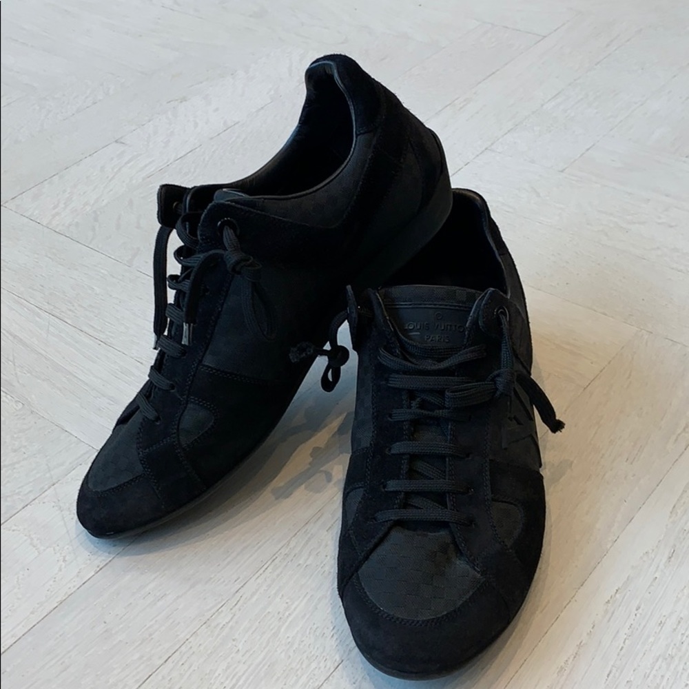 Louis Vuitton Men’s Black Sneakers